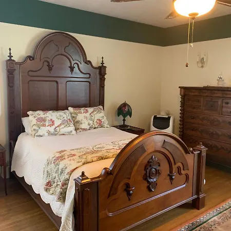 Mount Shasta Ranch Bed And Breakfast-2